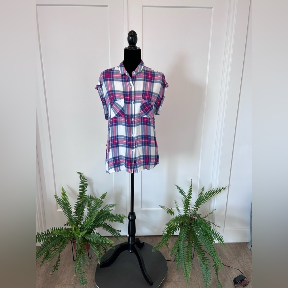 Rails Tartan Button Down shirt size M